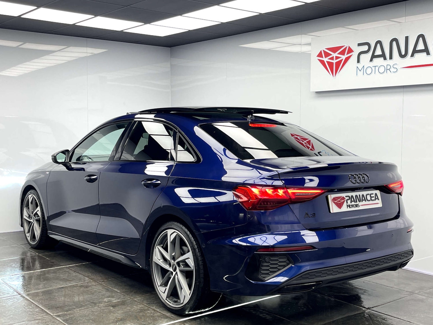 Used Audi A3 2023 for sale - 76830059: Photo 2