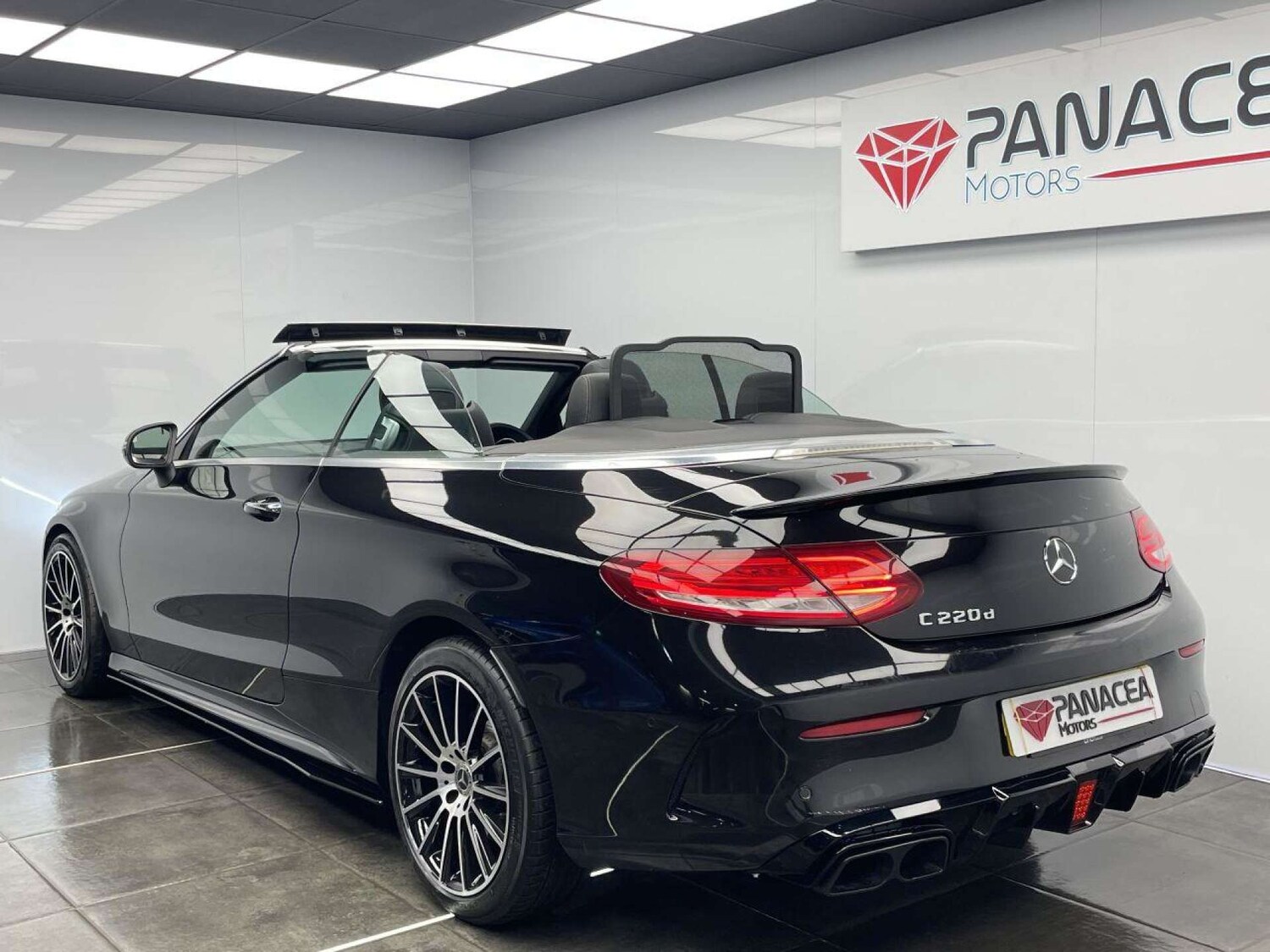 Used Mercedes-Benz C Class 2018 for sale - 76263513: Photo 10
