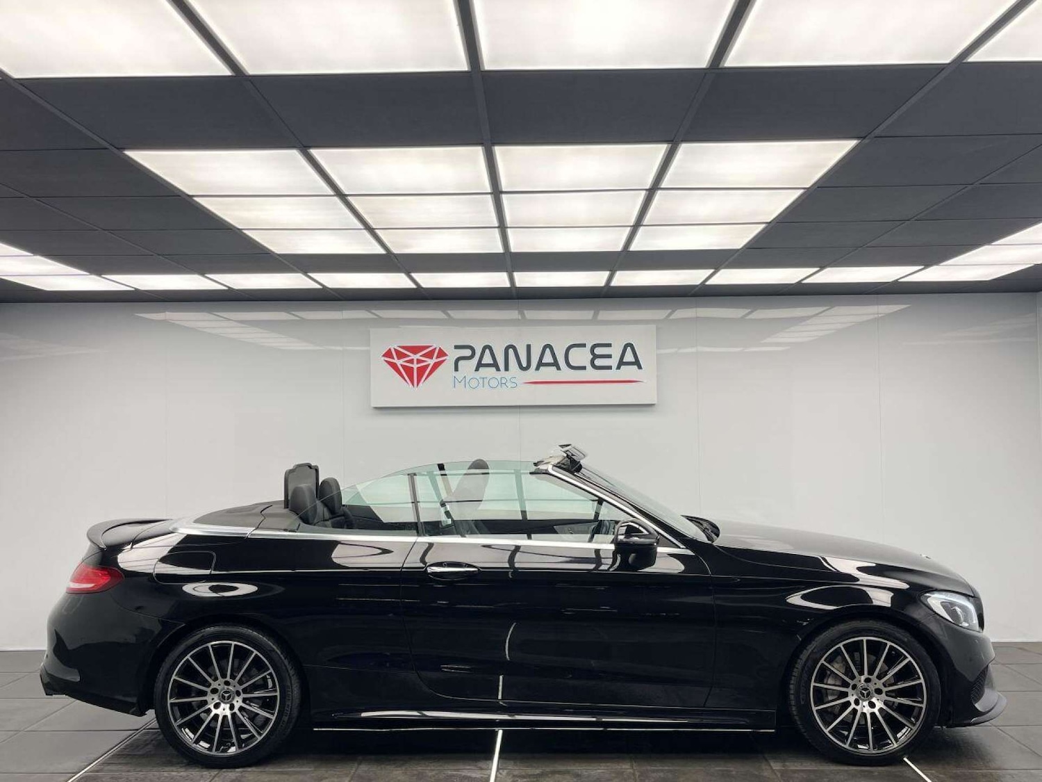 Used Mercedes-Benz C Class 2018 for sale - 76263513: Photo 15
