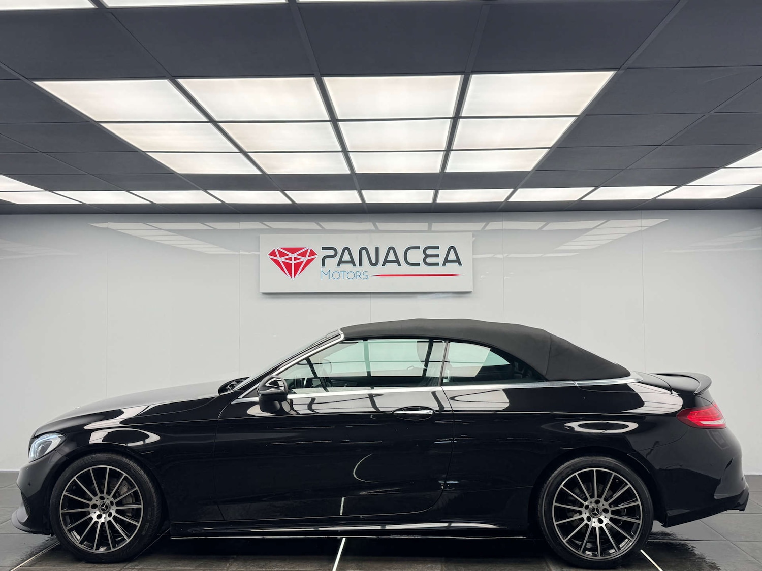 Used Mercedes-Benz C Class 2018 for sale - 76263513: Photo 16