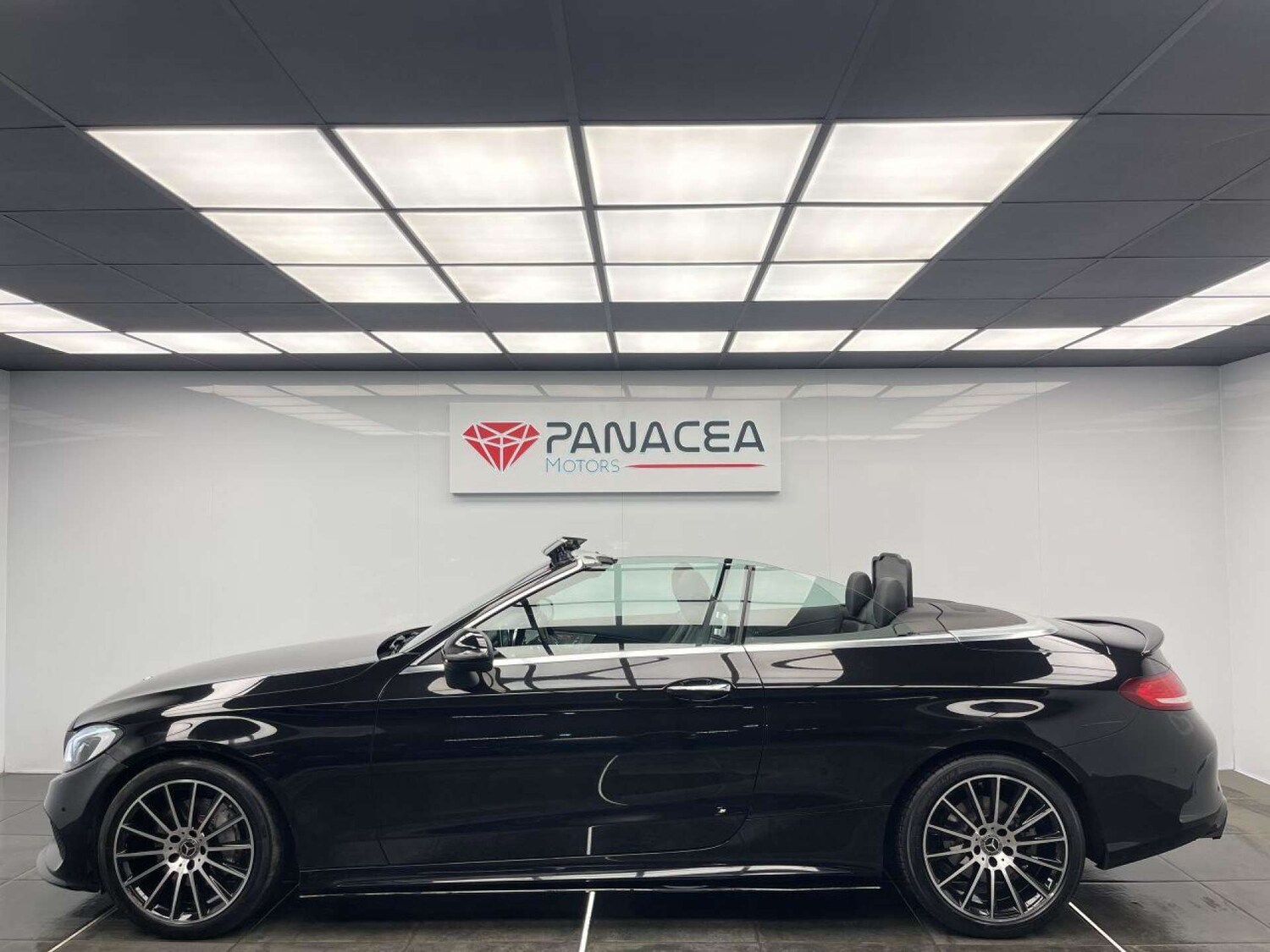 Used Mercedes-Benz C Class 2018 for sale - 76263513: Photo 26