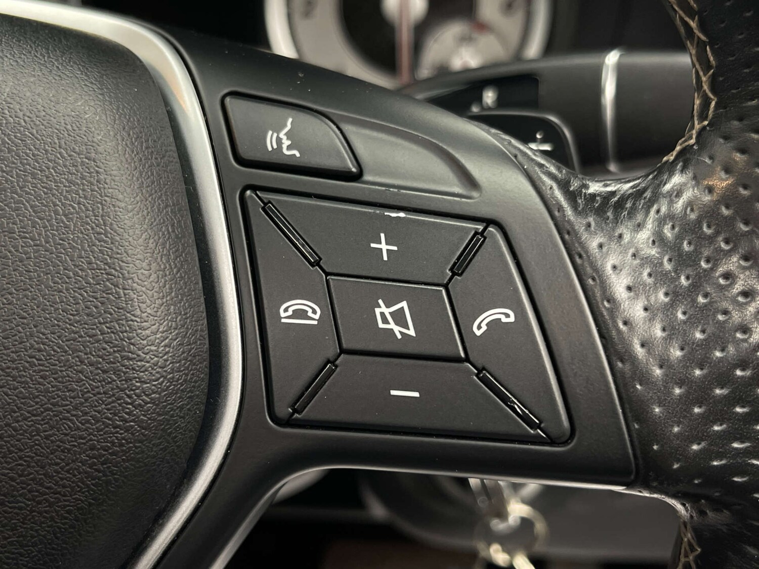 Used Mercedes-Benz A-Class 2015 for sale - 77702607: Photo 14