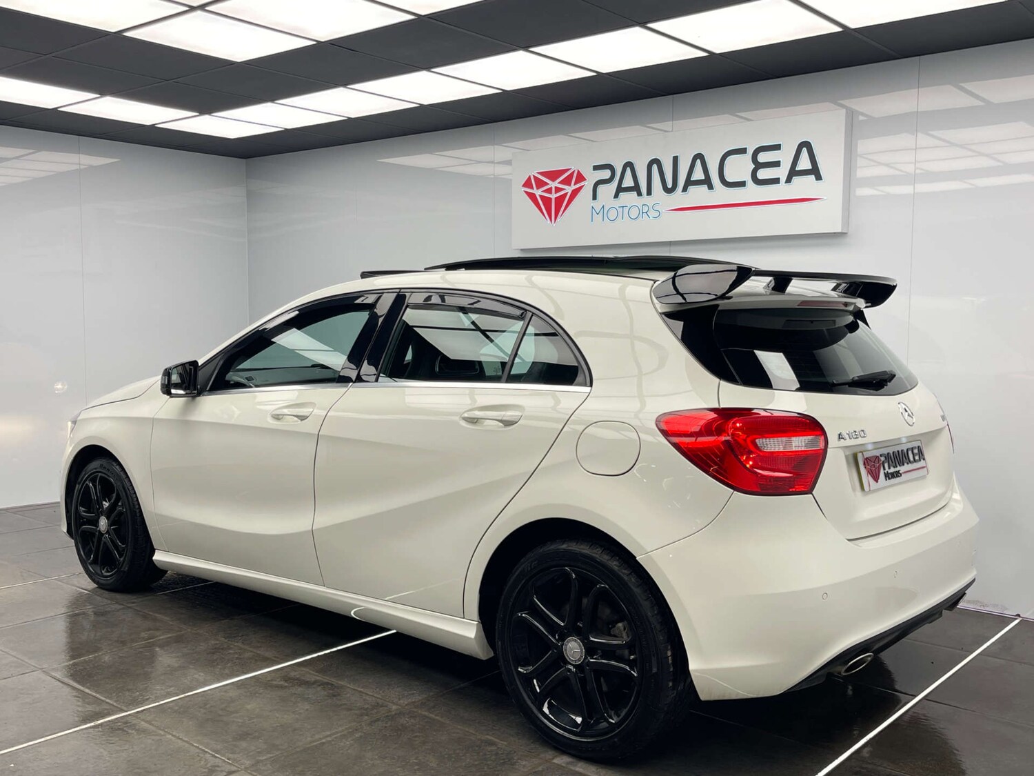 Used Mercedes-Benz A-Class 2015 for sale - 77702607: Photo 25