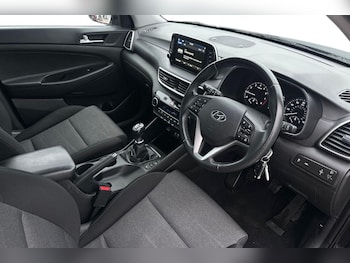 Used Hyundai TUCSON 2018 for sale - 76732580: Photo