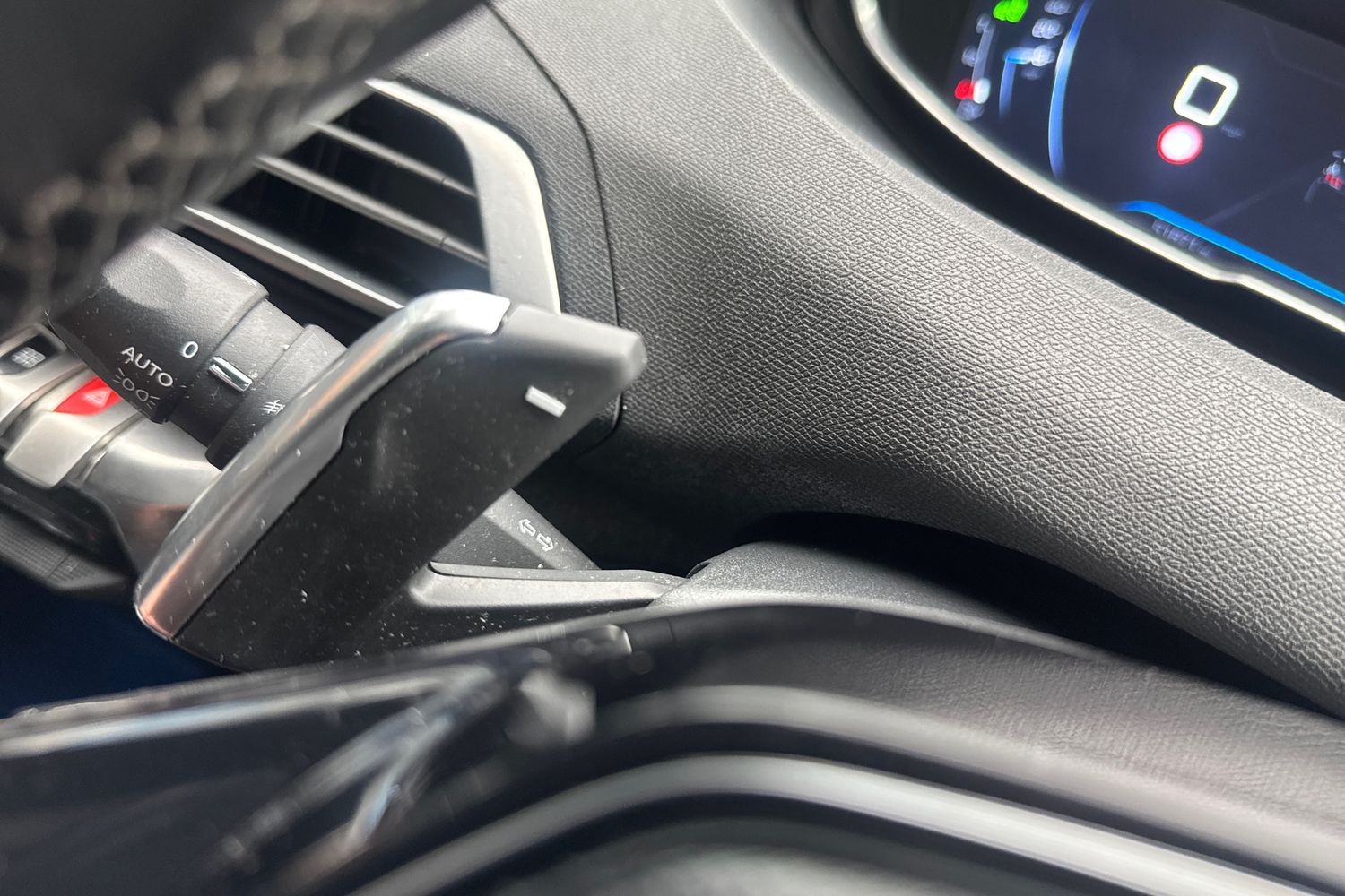 Used Peugeot 3008 2017 for sale - 77123858: Photo 17