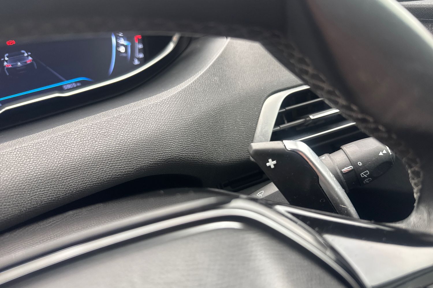 Used Peugeot 3008 2017 for sale - 77123858: Photo 18