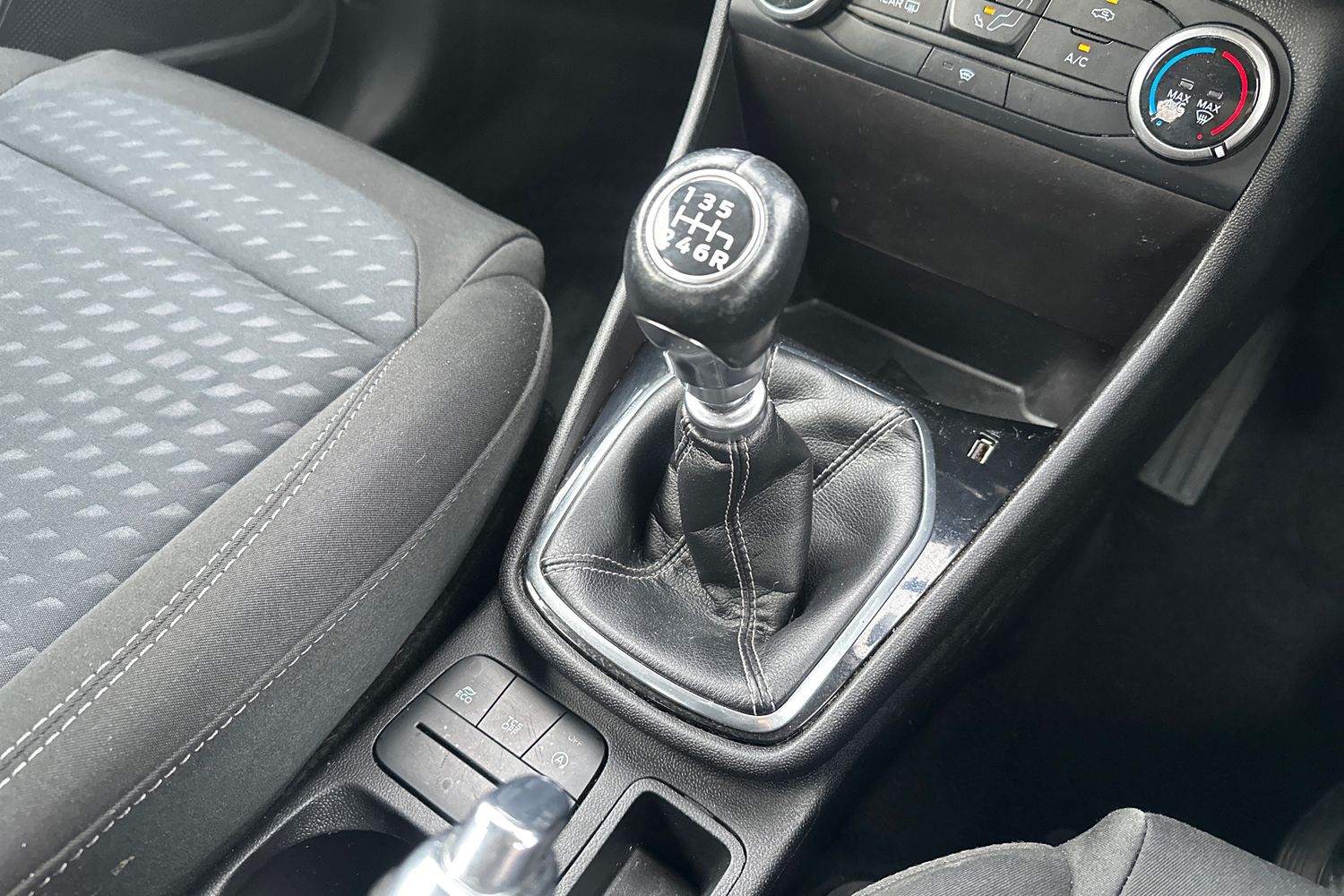 Used Ford Fiesta 2018 for sale - 76916295: Photo 14