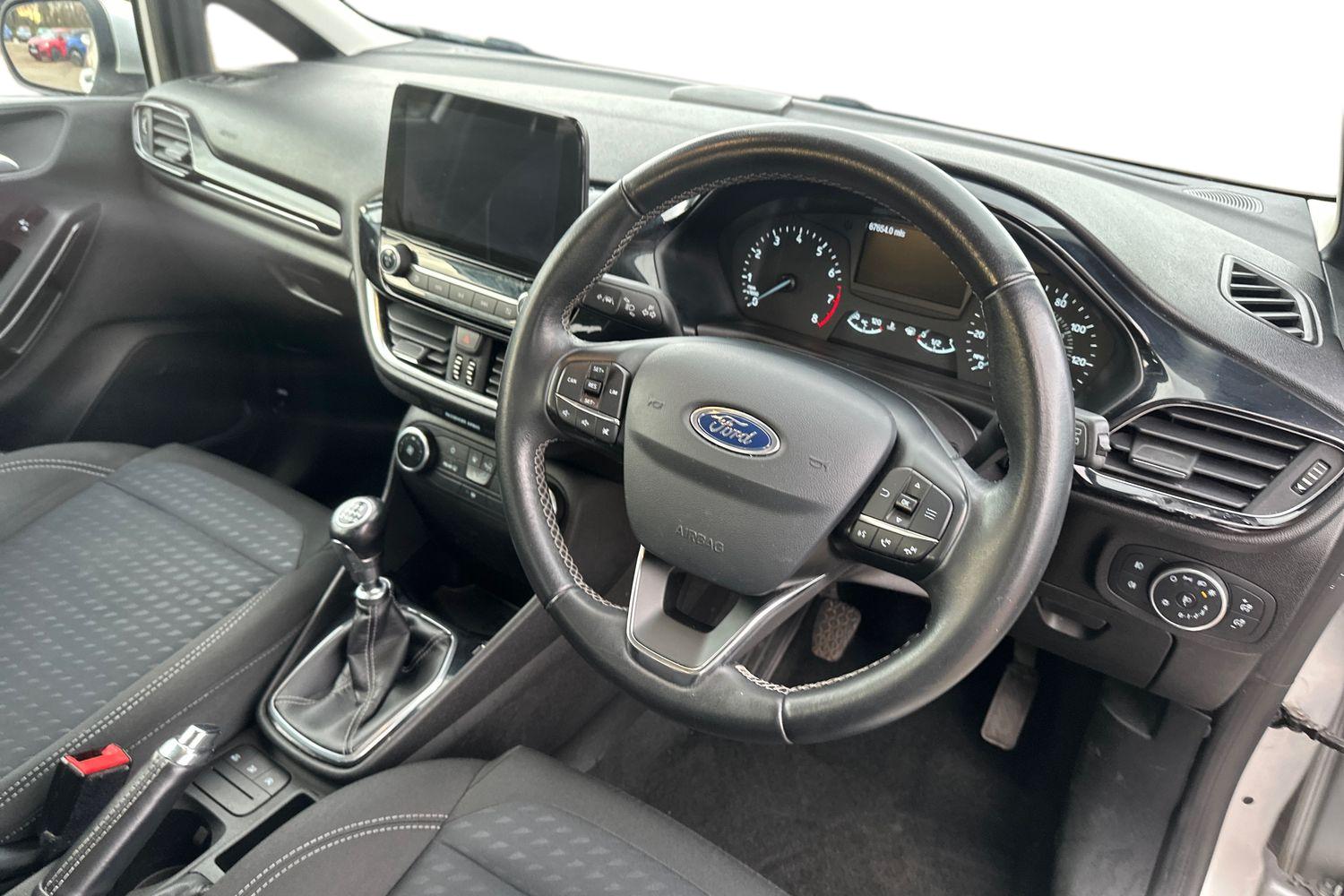 Used Ford Fiesta 2018 for sale - 76916295: Photo 2