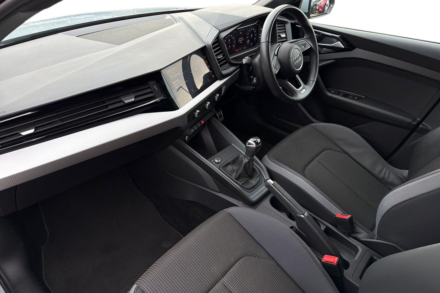 Used Audi A1 2023 for sale - 77797357: Photo 5