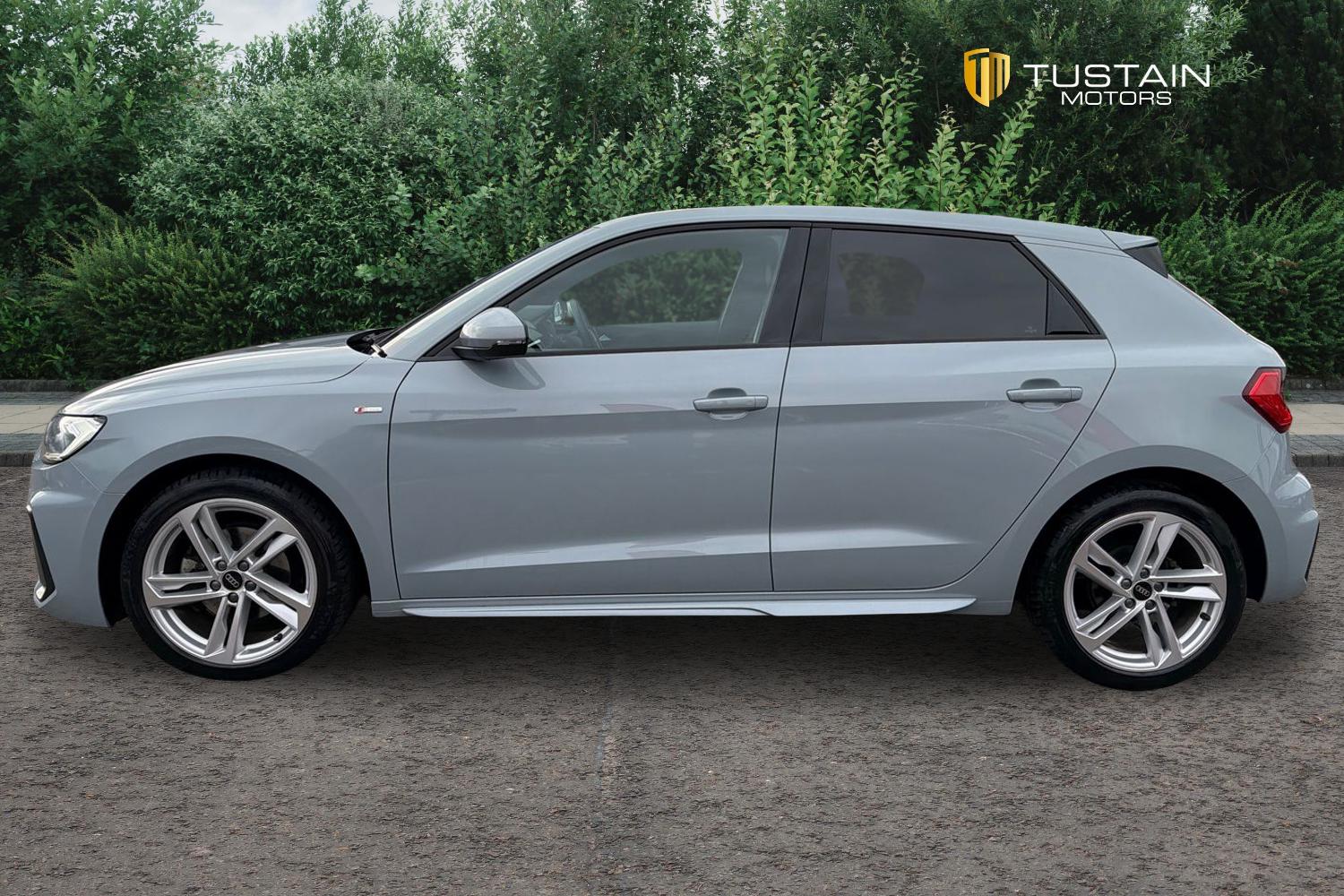 Used Audi A1 2023 for sale - 77797357: Photo 9