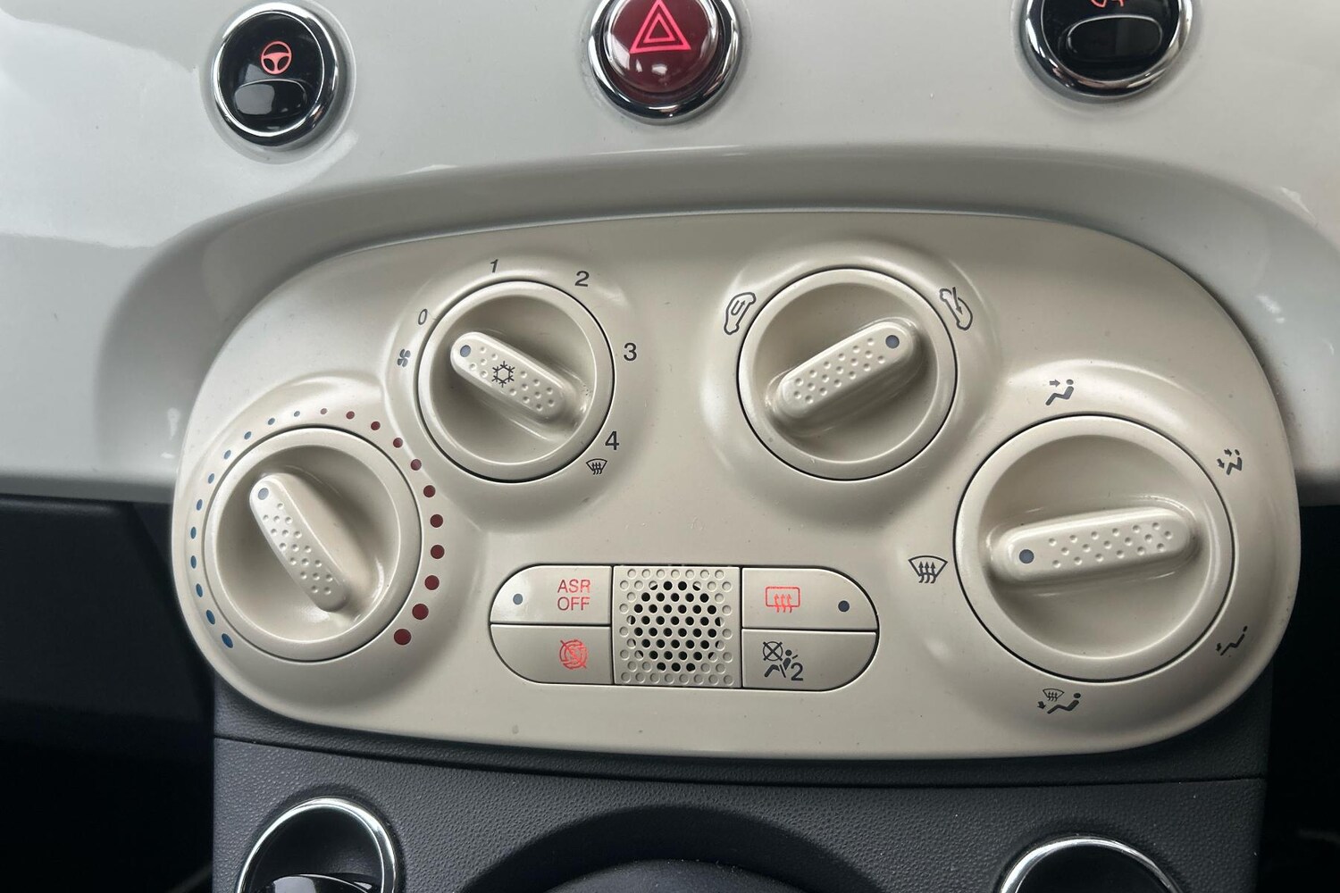 Used Fiat 500 2018 for sale - 77500725: Photo 24