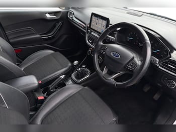 Used Ford Fiesta 2018 for sale - 79555900: Photo