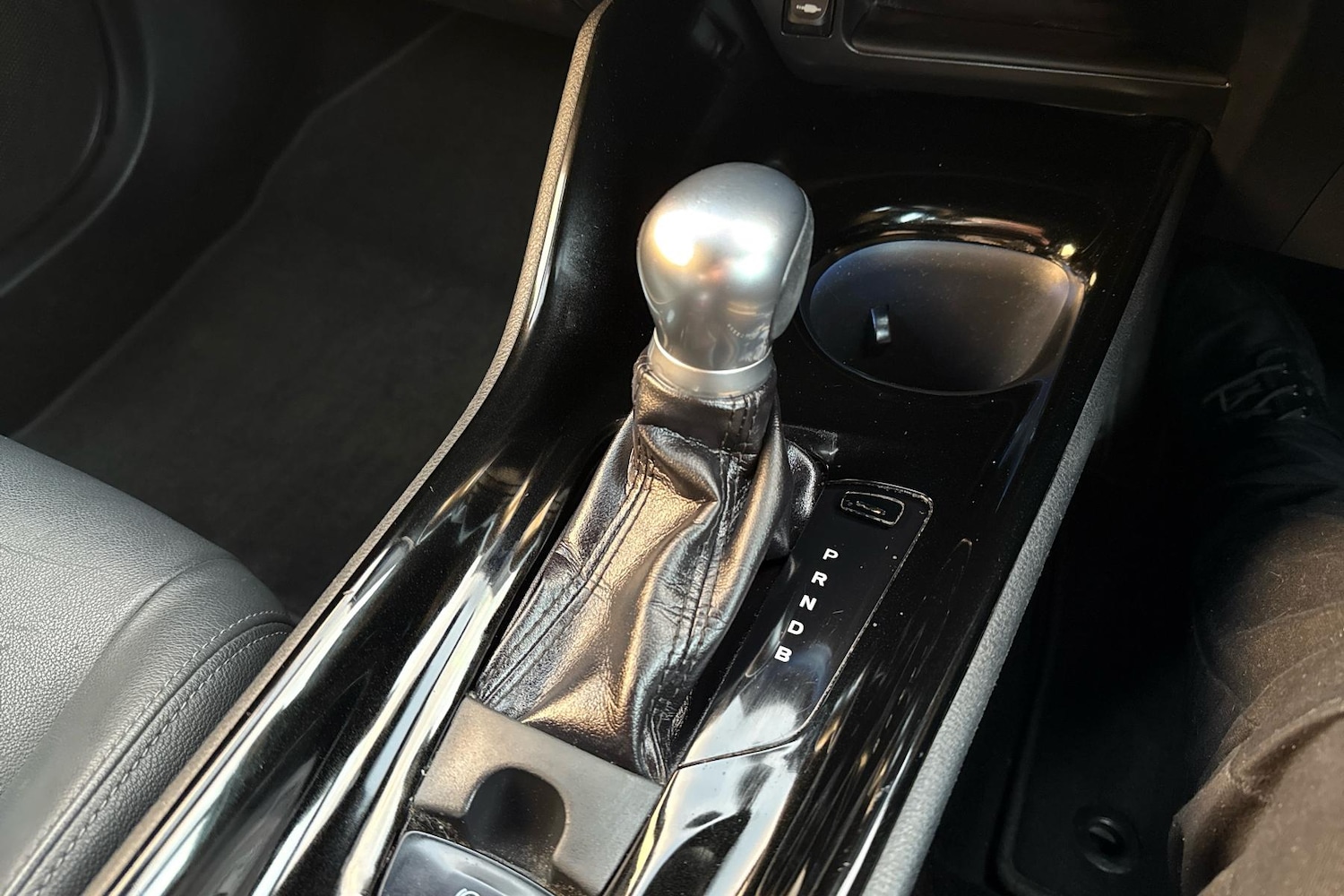 Used Toyota C-HR 2018 for sale - 77196289: Photo 14