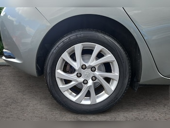 Used Toyota Auris 2018 for sale - 79455302: Photo