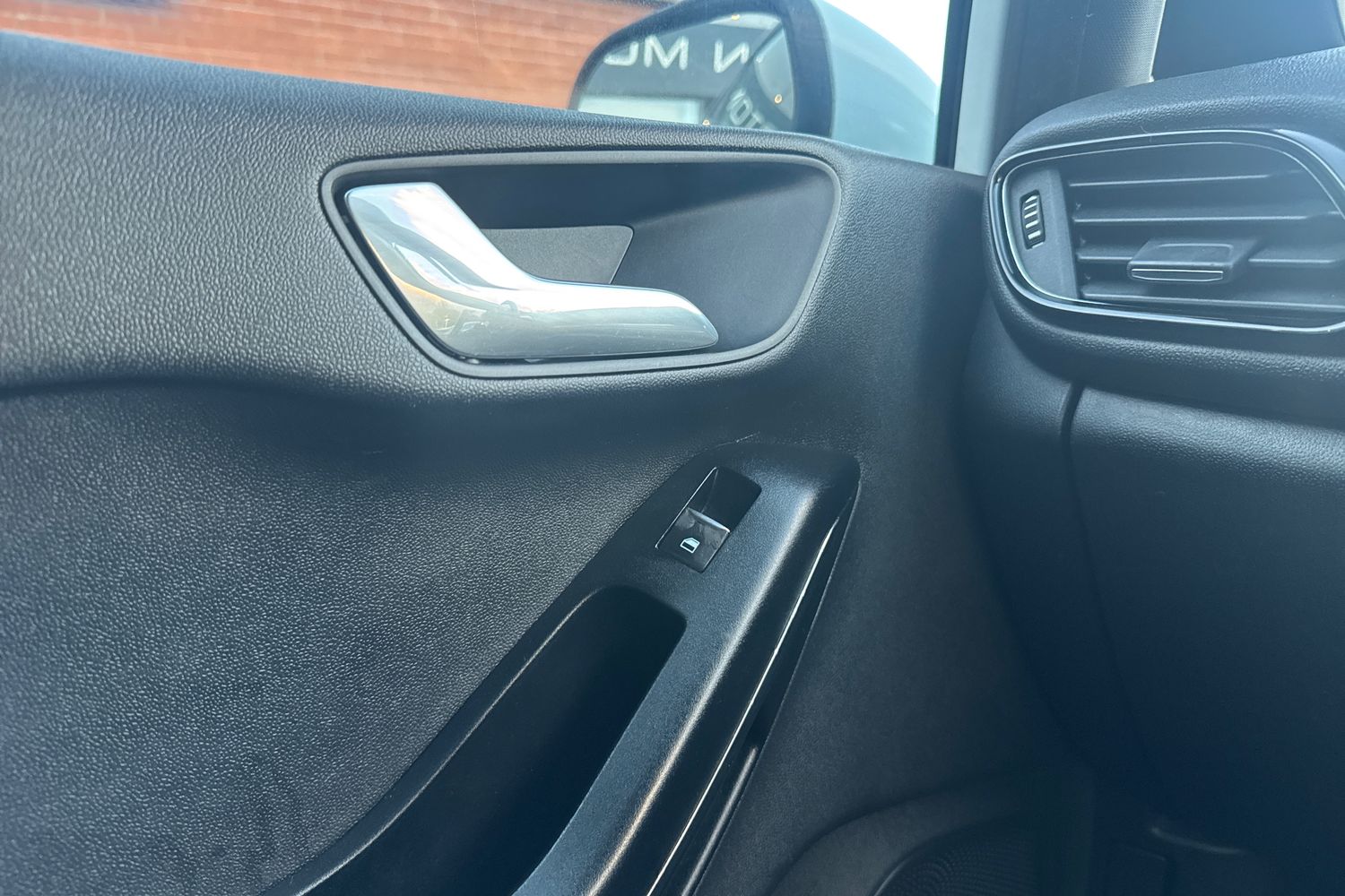 Used Ford Fiesta 2017 for sale - 76411488: Photo 19