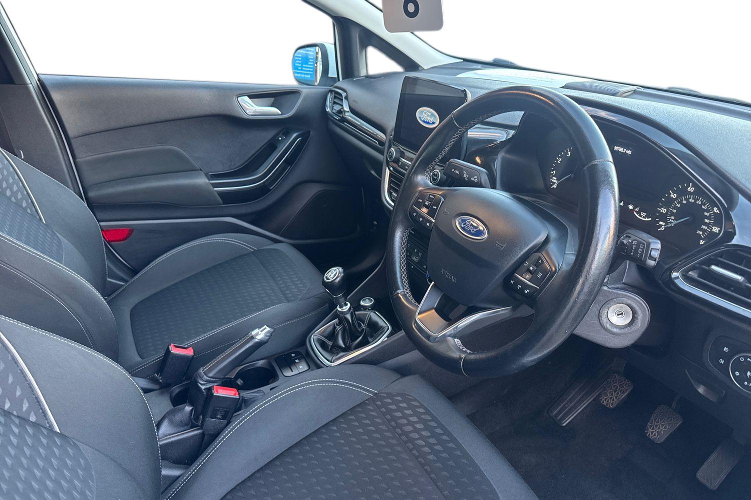 Used Ford Fiesta 2017 for sale - 76411488: Photo 2