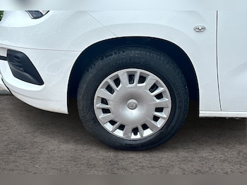 Used Vauxhall Combo 2020 for sale - 75860947: Photo