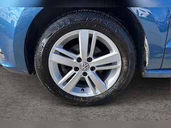 Used Volkswagen Polo 2016 for sale - 78951149: Photo