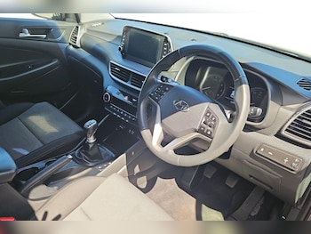 Used Hyundai TUCSON 2018 for sale - 79351437: Photo