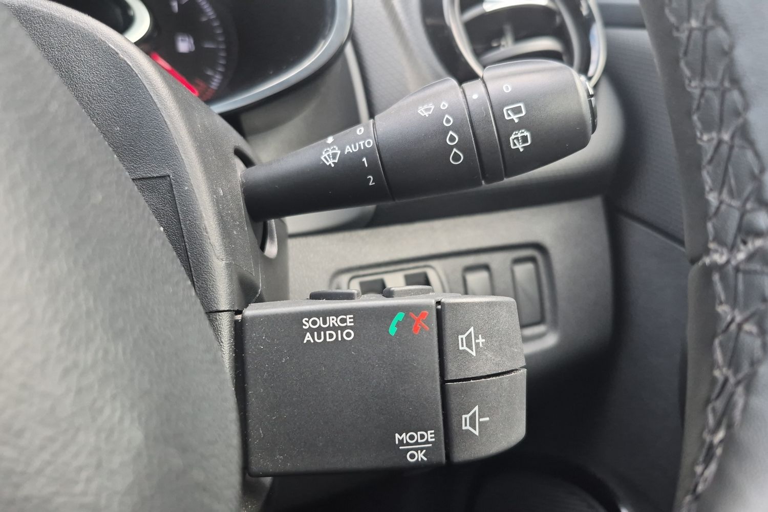 Used Renault Clio 2018 for sale - 78075233: Photo 20