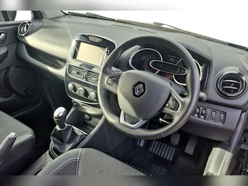 Used Renault Clio 2018 for sale - 78075233: Photo