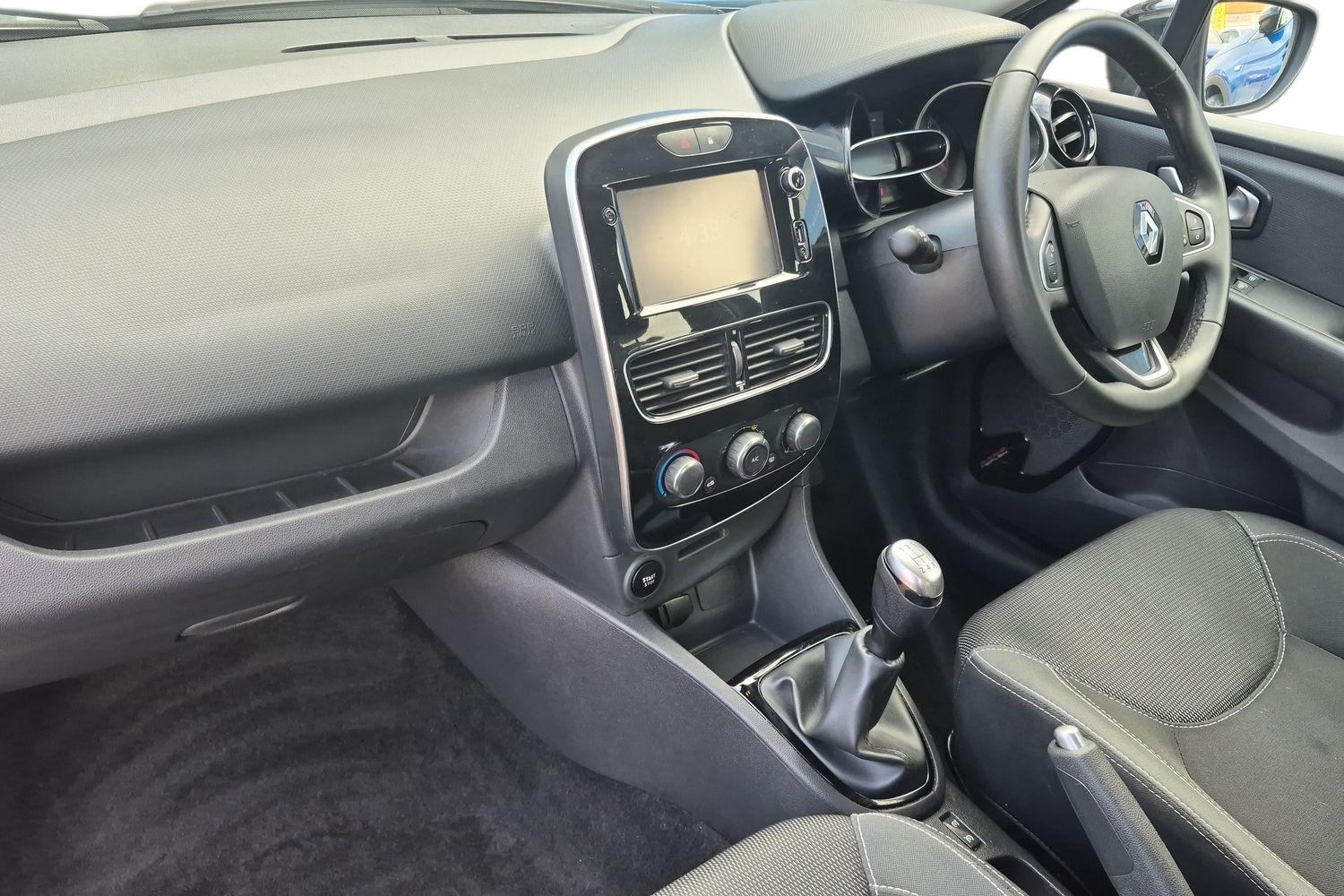 Used Renault Clio 2018 for sale - 78075233: Photo 5