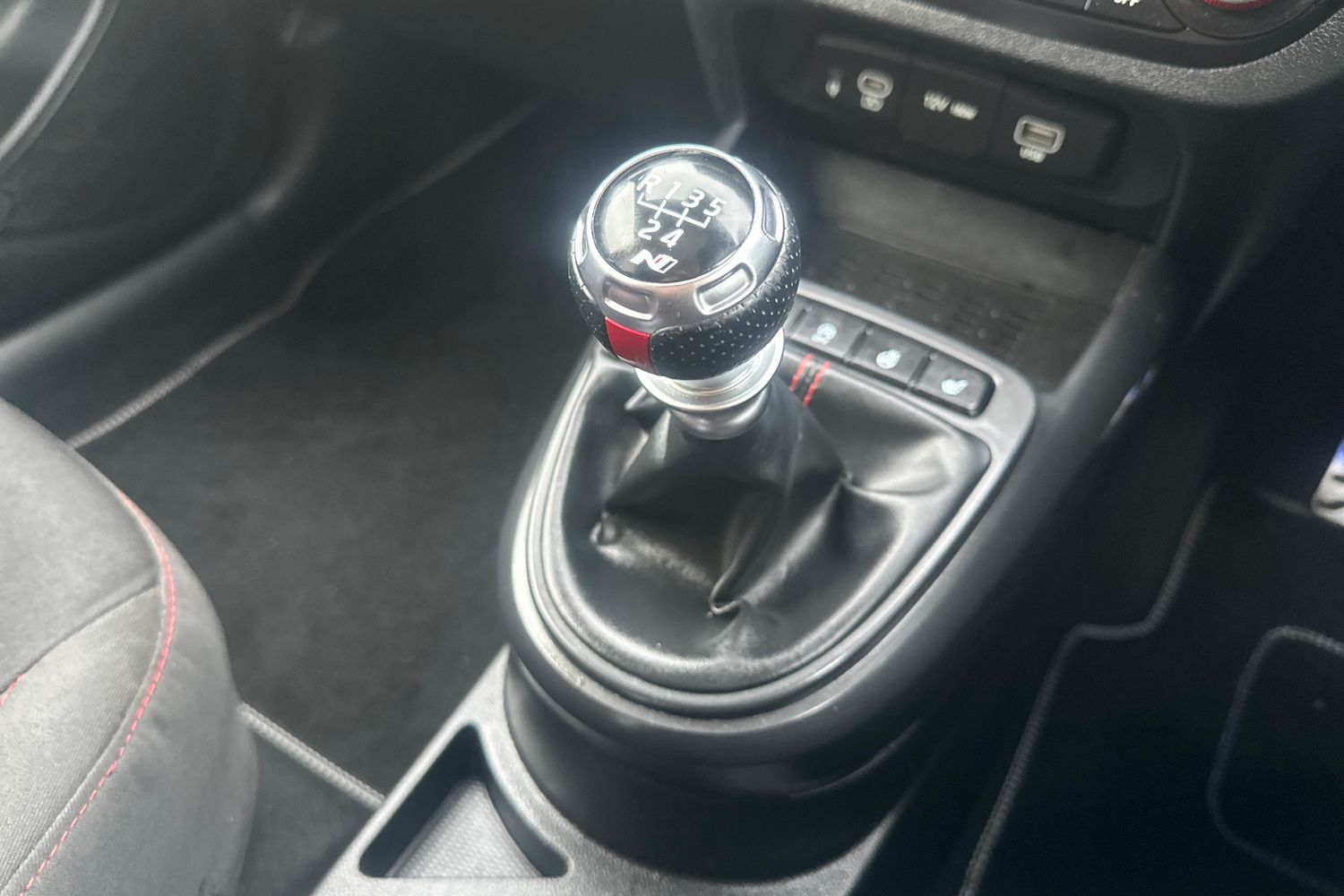 Used Hyundai i10 2023 for sale - 77996379: Photo 14