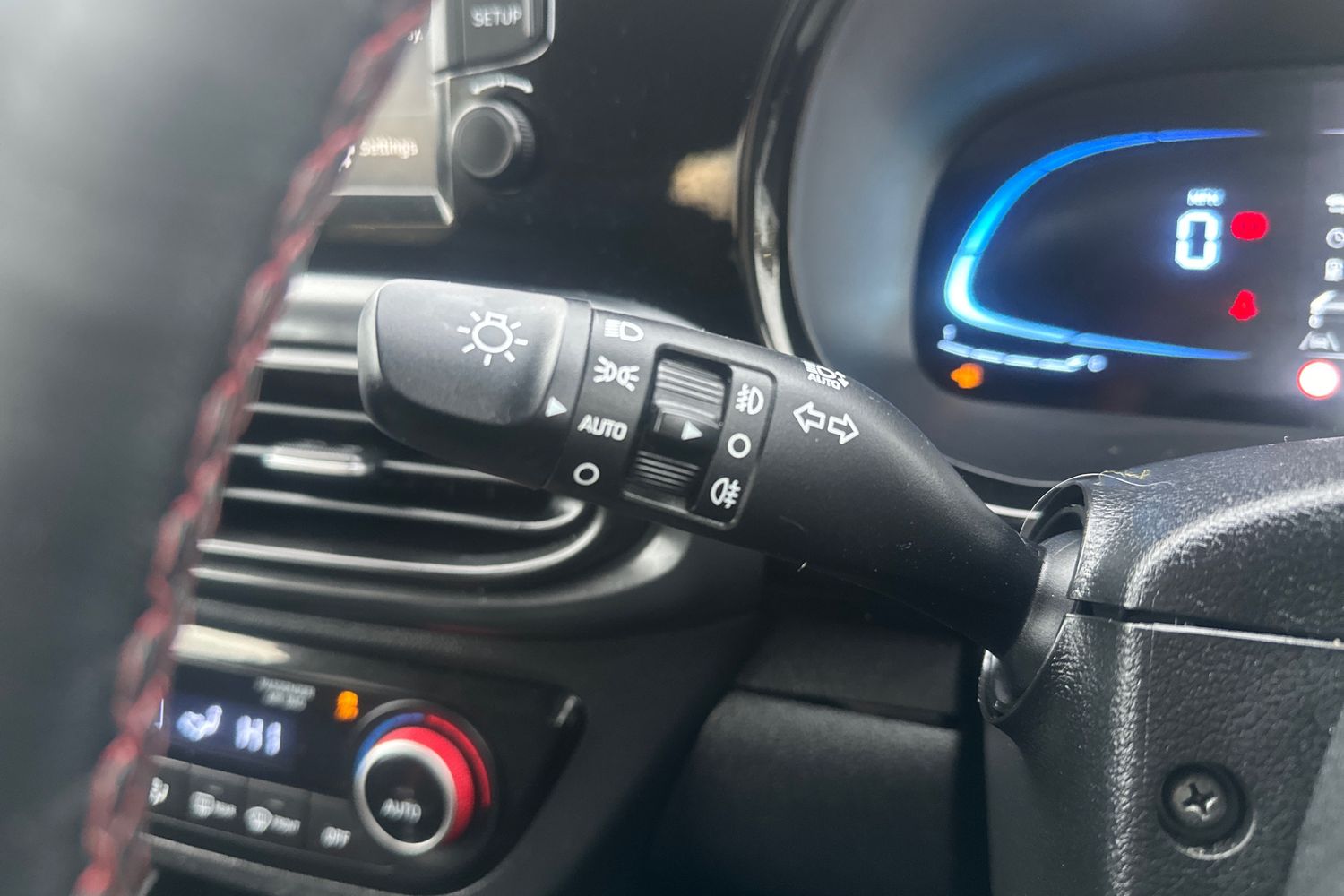 Used Hyundai i10 2023 for sale - 77996379: Photo 19