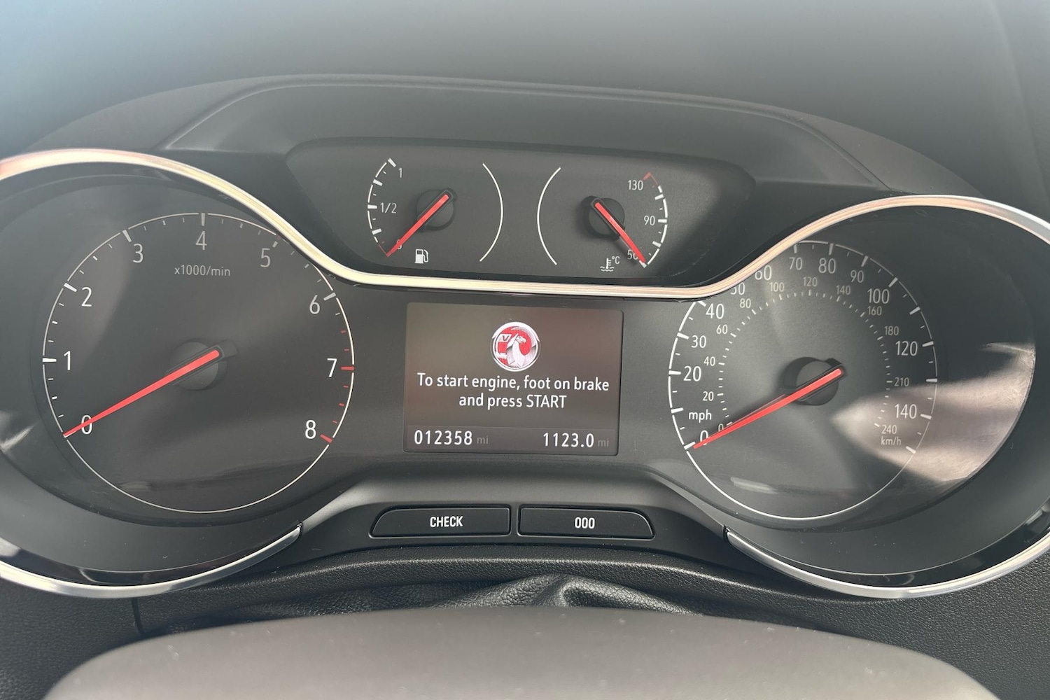 Used Vauxhall Crossland 2023 for sale - 76390902: Photo 13