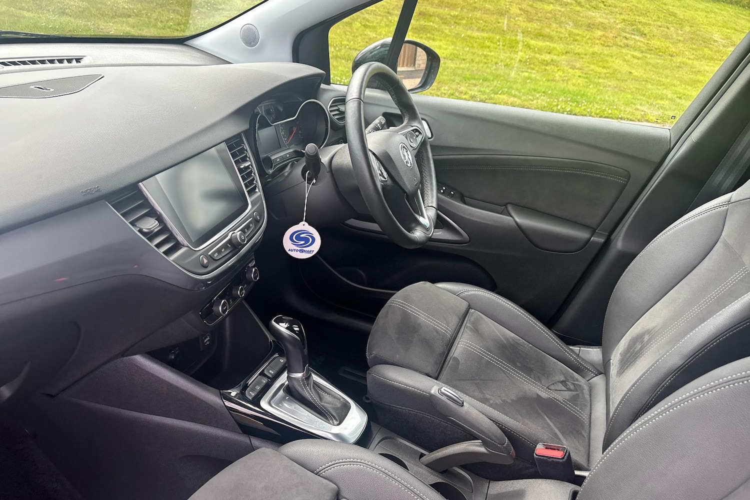 Used Vauxhall Crossland 2023 for sale - 76390902: Photo 5