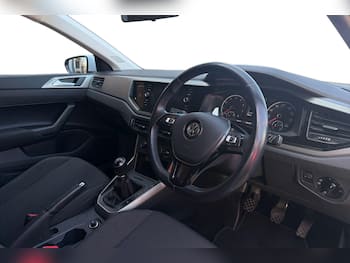 Used Volkswagen Polo 2020 for sale - 79678490: Photo