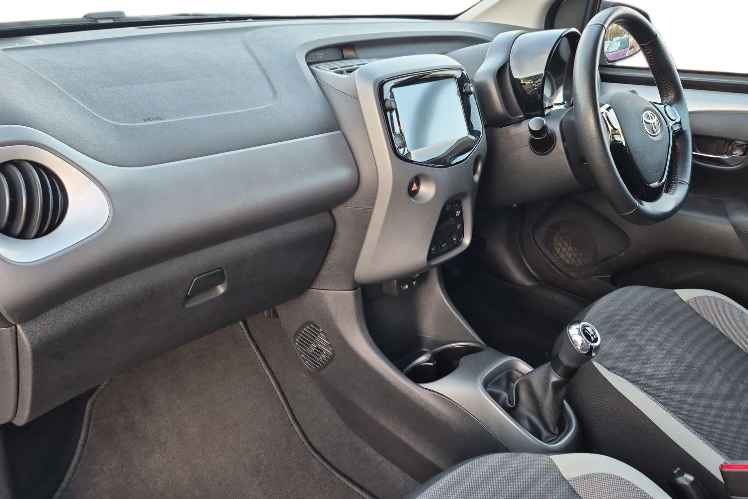 Used Toyota AYGO 2019 for sale - 77589330: Photo 5