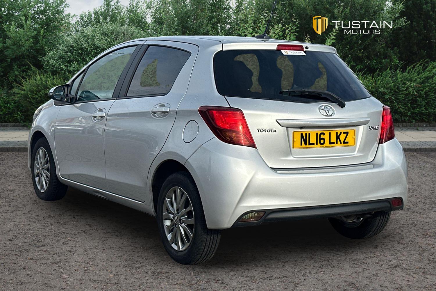 Used Toyota Yaris 2016 for sale - 76362364: Photo 12