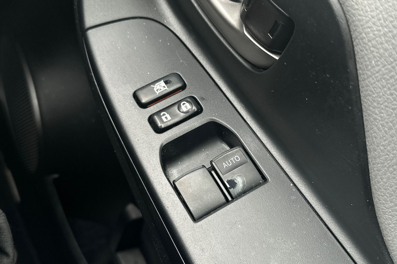 Used Toyota Yaris 2016 for sale - 76362364: Photo 15