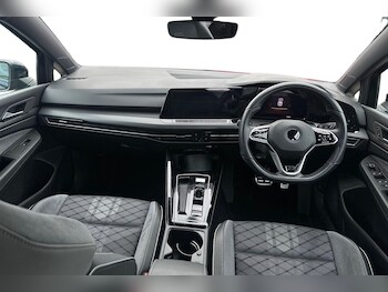 Used Volkswagen Golf 2023 for sale - 75632127: Photo