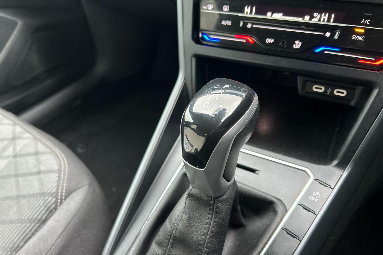 Used Volkswagen Polo for sale - 77744086: Photo 14