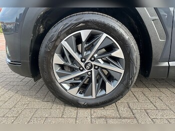Used Hyundai TUCSON 2022 for sale - 76219531: Photo 3