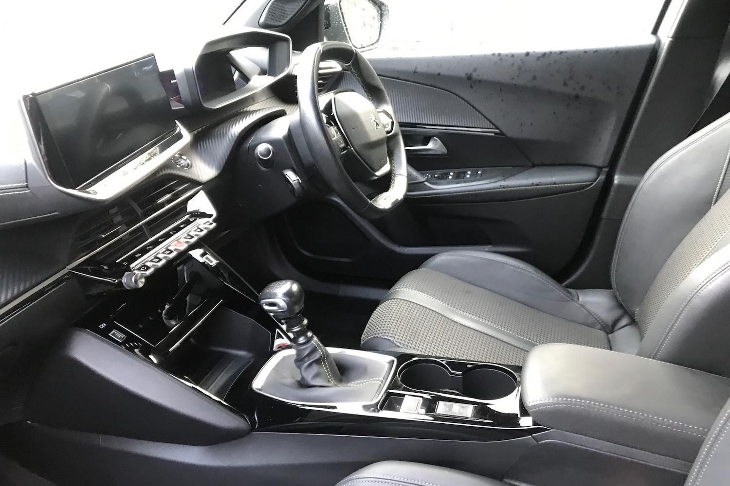 Used Peugeot 2008 2022 for sale - 77649501: Photo 5