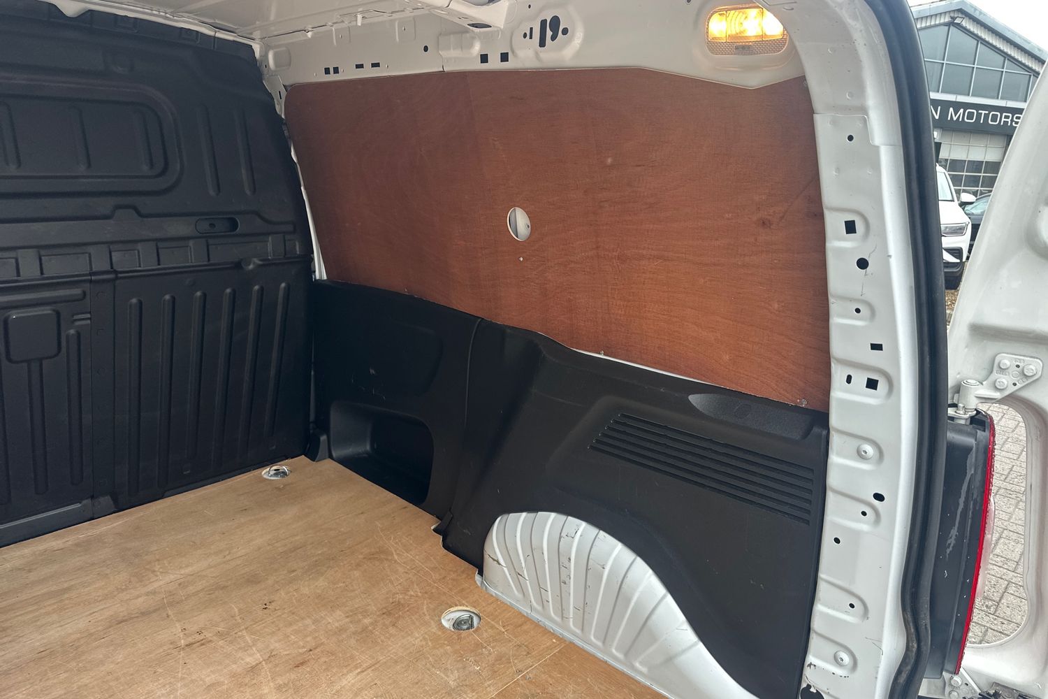 Vehicle 21