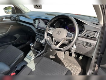 Used Volkswagen T-Cross 2023 for sale - 75637618: Photo