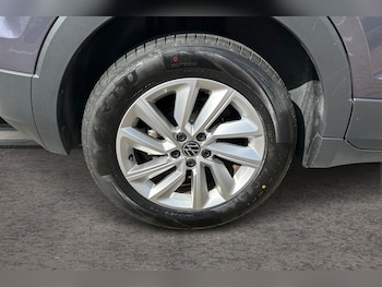 Used Volkswagen T-Cross 2023 for sale - 75637618: Photo
