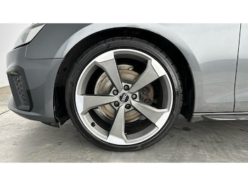 Used Audi A4 2021 for sale - 76516101: Photo