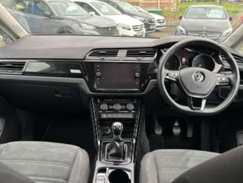 Used Volkswagen Touran 2020 for sale - 74992192: Photo