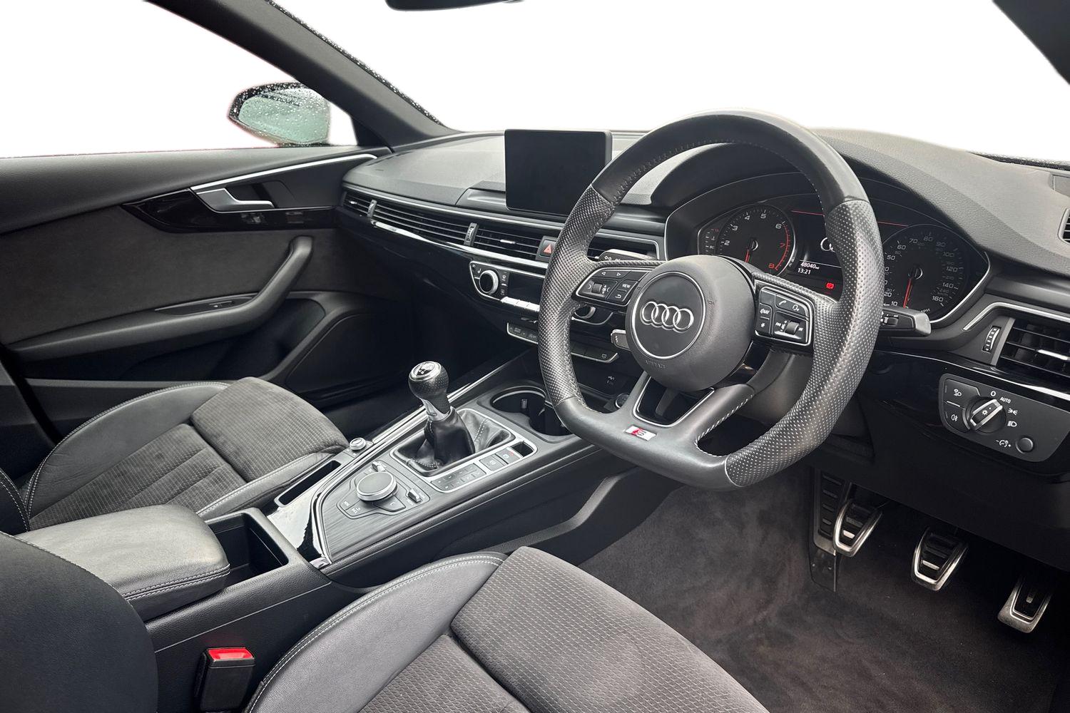 Used Audi A4 2019 for sale - 77123807: Photo 2