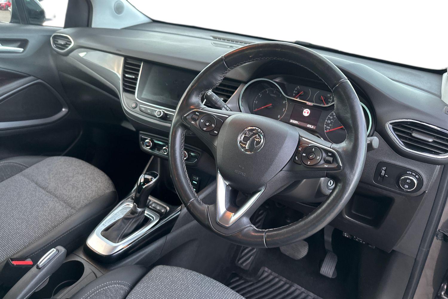 Used Vauxhall Crossland 2022 for sale - 76746428: Photo 2