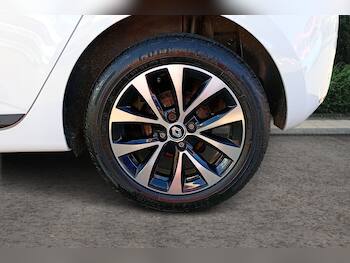 Used Renault Clio 2022 for sale - 79867230: Photo
