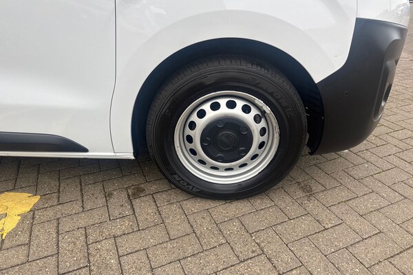Used Vauxhall Vivaro 2022 for sale - 76156021: Photo 3