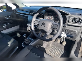 Used Citroen C3 2024 for sale - 75672776: Photo