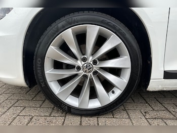 Used Volkswagen Scirocco 2017 for sale - 76298188: Photo