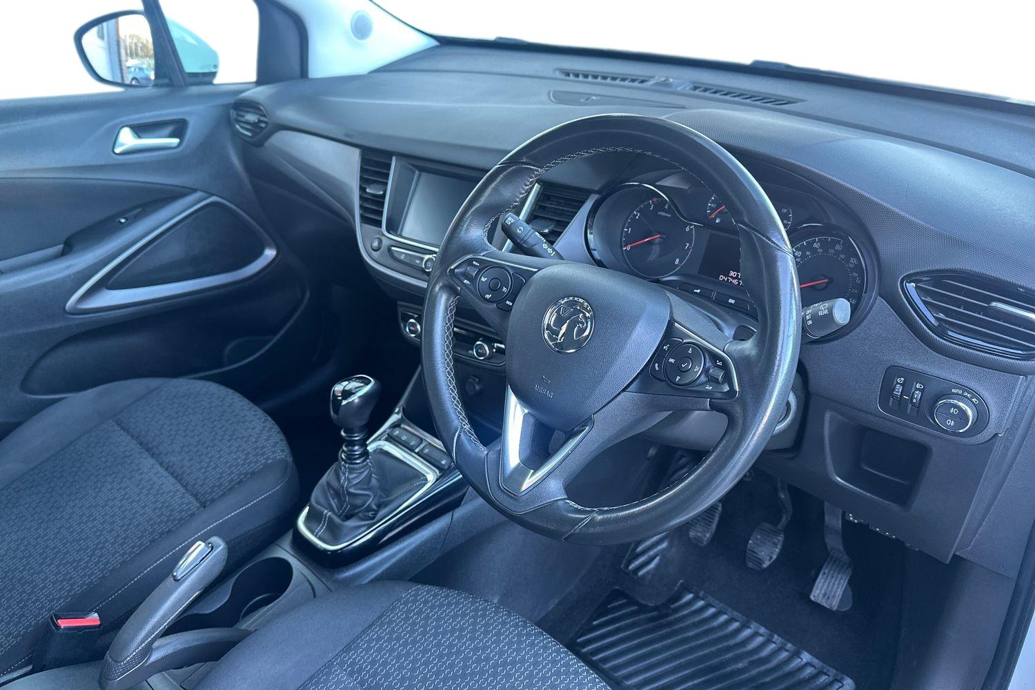 Used Vauxhall Crossland X 2019 for sale - 76761197: Photo 2